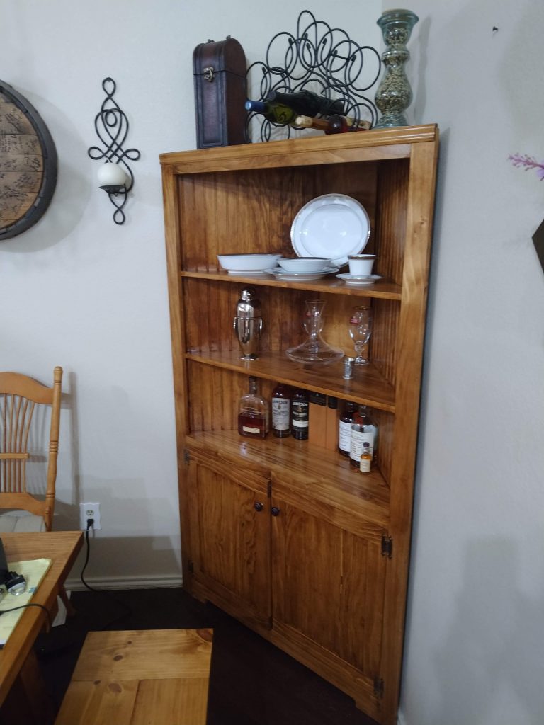 Corner cabinet finished.